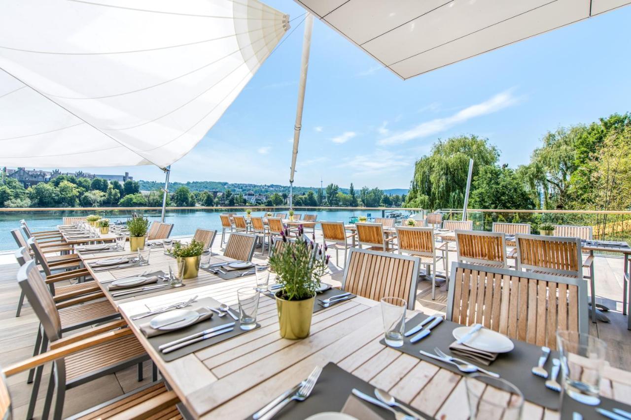 Готель Faehrhaus Koblenz Екстер'єр фото The restaurant on the top deck